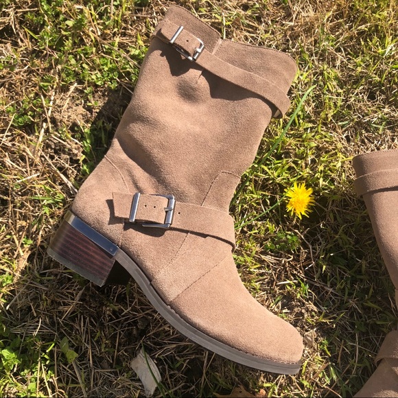 Vince Camuto Taupe Moto Boots Sz 8